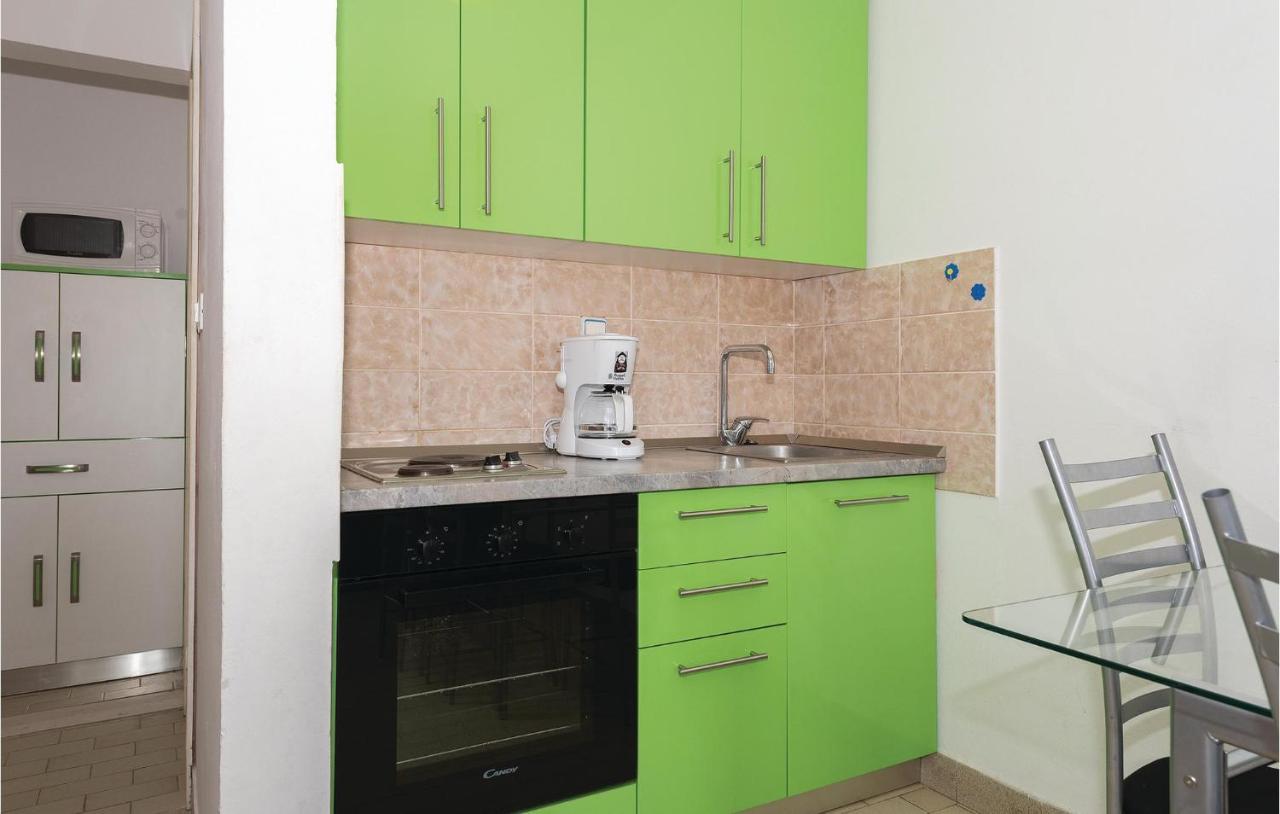 Beautiful Apartment In Rogoznica With Wifi Extérieur photo